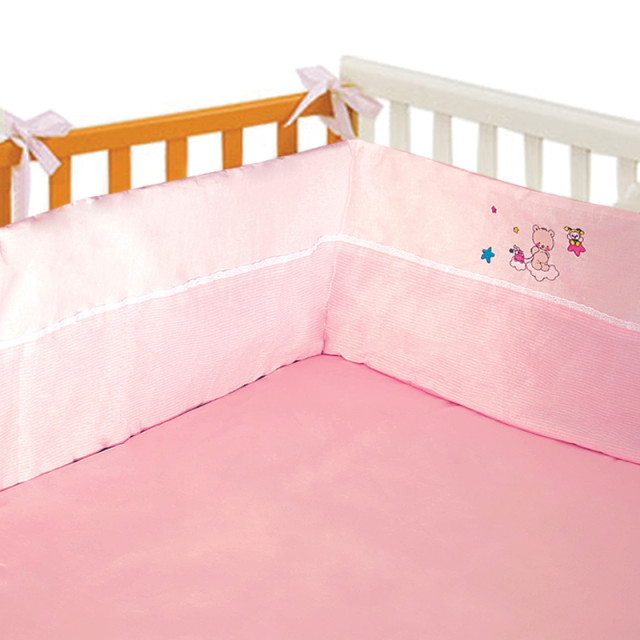 Ochraniacz do łóżeczka firmy "Yaroslav"